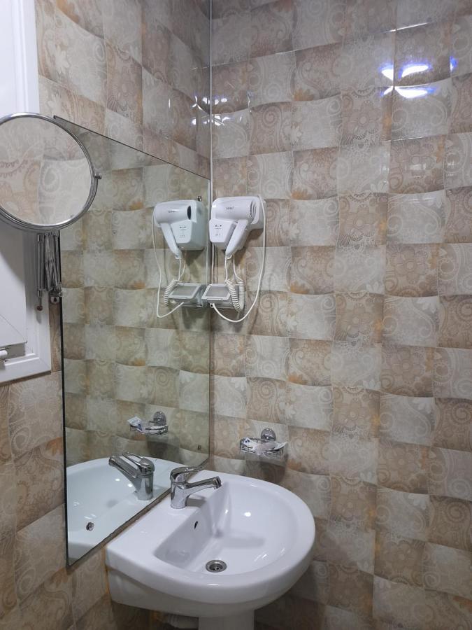 Eman House Aparthotel Салалах Екстериор снимка