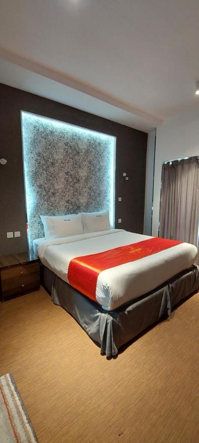 Eman House Aparthotel Салалах Екстериор снимка