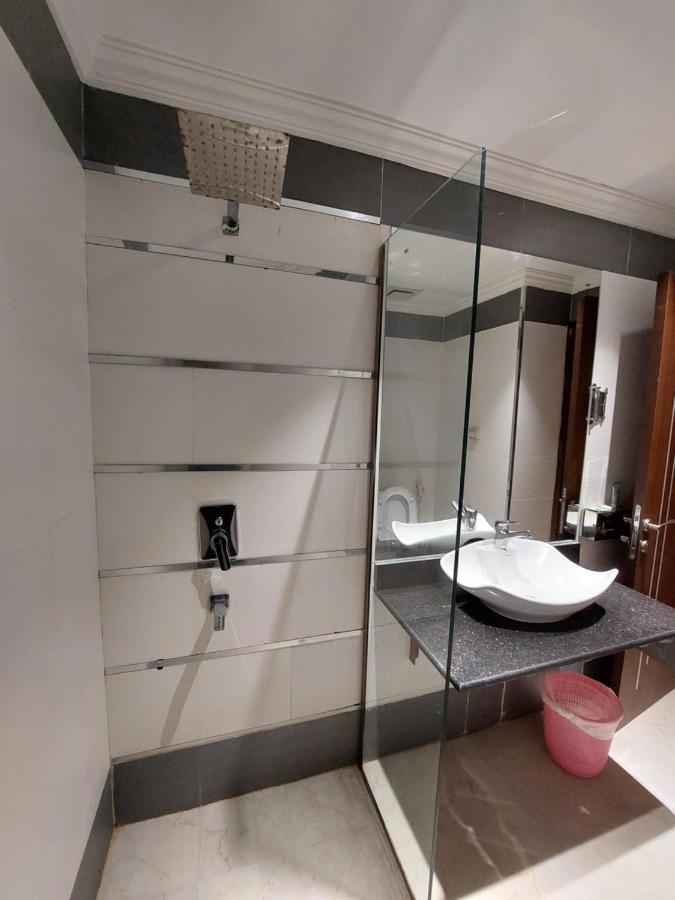 Eman House Aparthotel Салалах Екстериор снимка