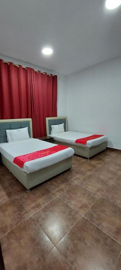 Eman House Aparthotel Салалах Екстериор снимка